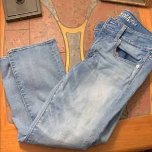 American eagle capris